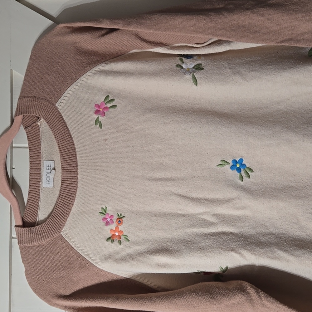 Roolee Embroidered Sweater AS IS - Picture 2 of 8